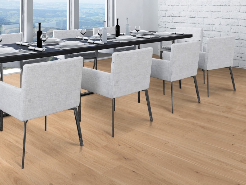 Čistý rustikálny farebný dub, lak, drevené podlahy Weitzer