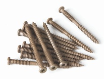 Farebné skrutky Cobra pre kompozitné terasové dosky